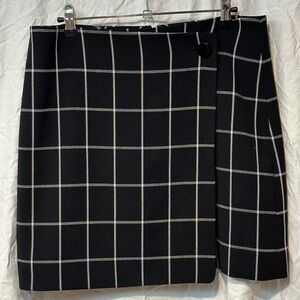 LOFT Black and White Checkered Pencil Mini Skirt